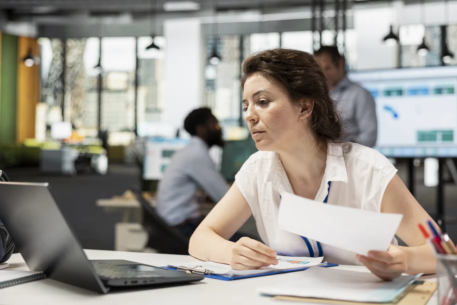 Dati dei clienti su ChatGPT: cosa si può inserire